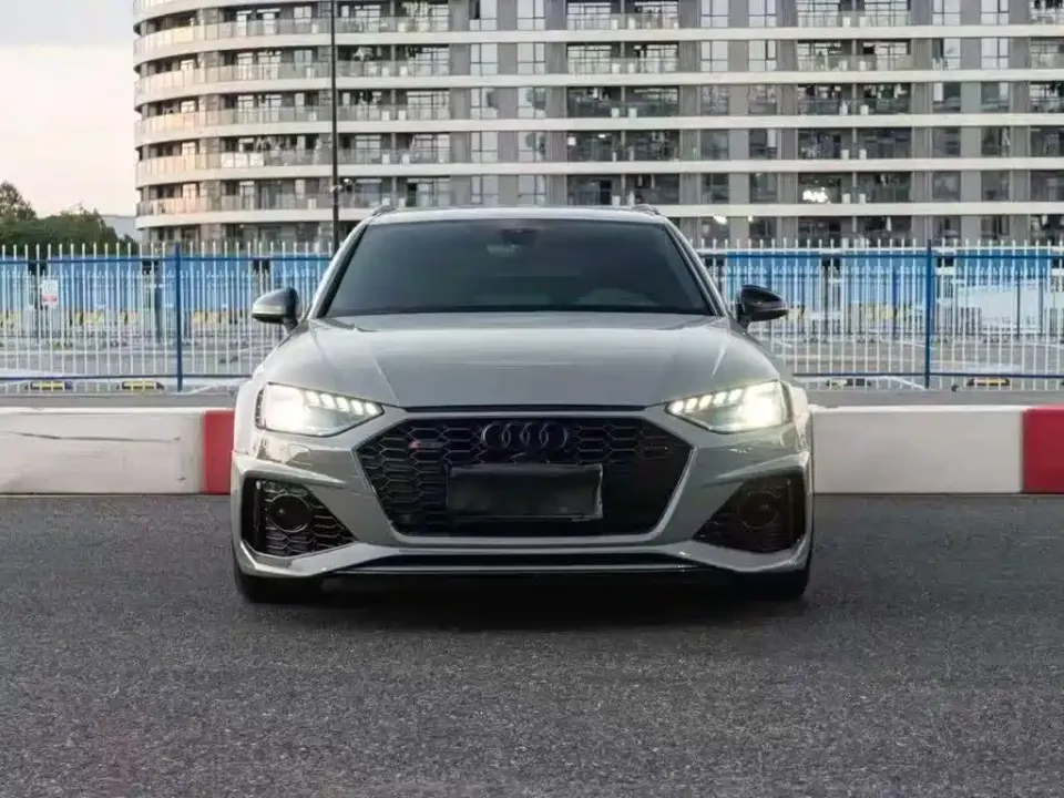 Audi RS 4