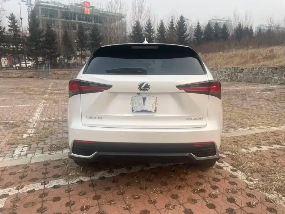 Lexus NX