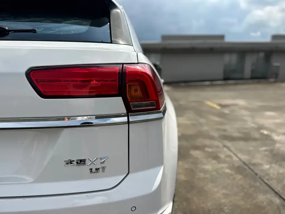 Zotye X7
