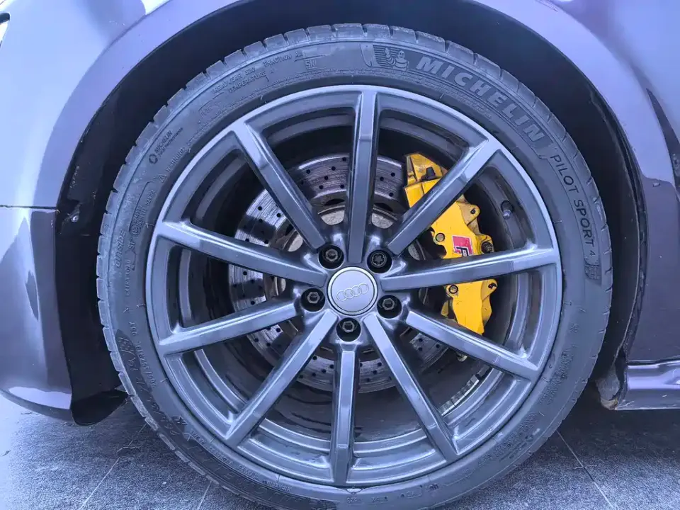 Audi RS 5