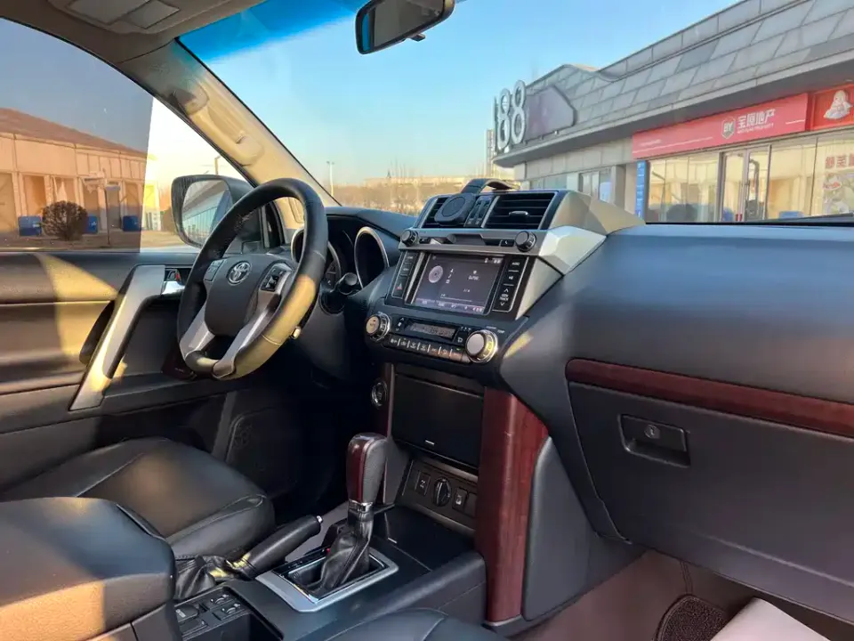 Toyota Prado