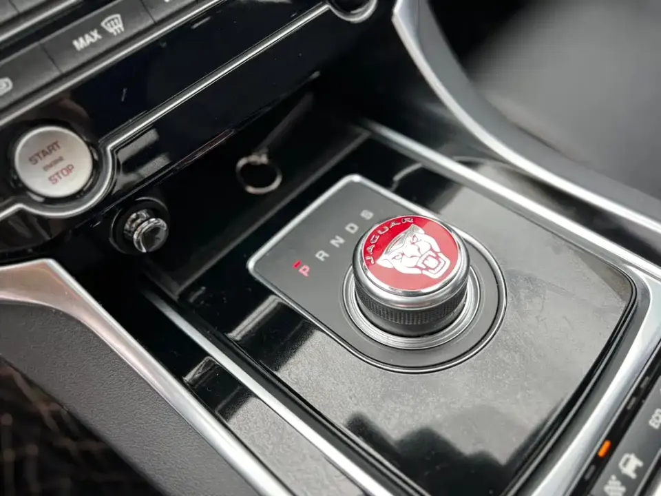 Jaguar XEL