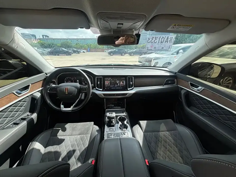 Hongqi Hongqi HS7