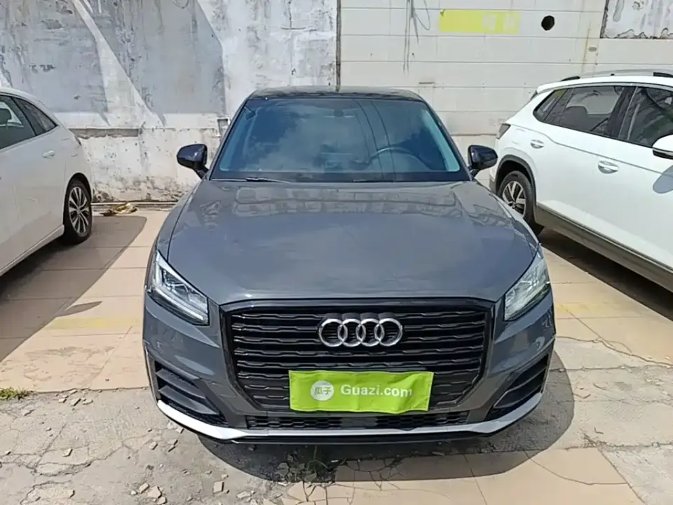 Audi Q2L