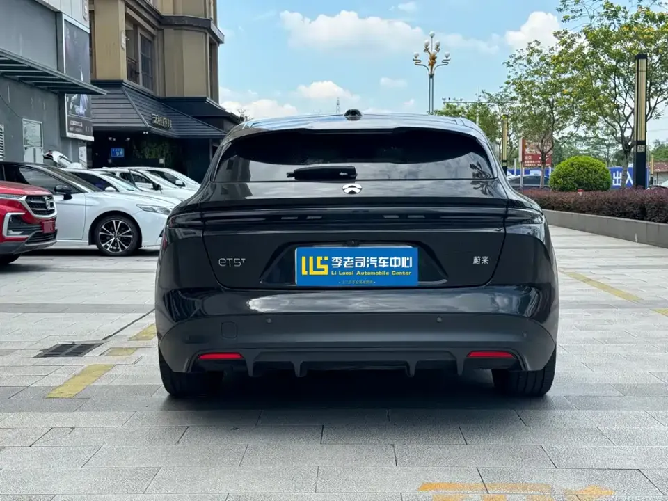 Nio ET5T