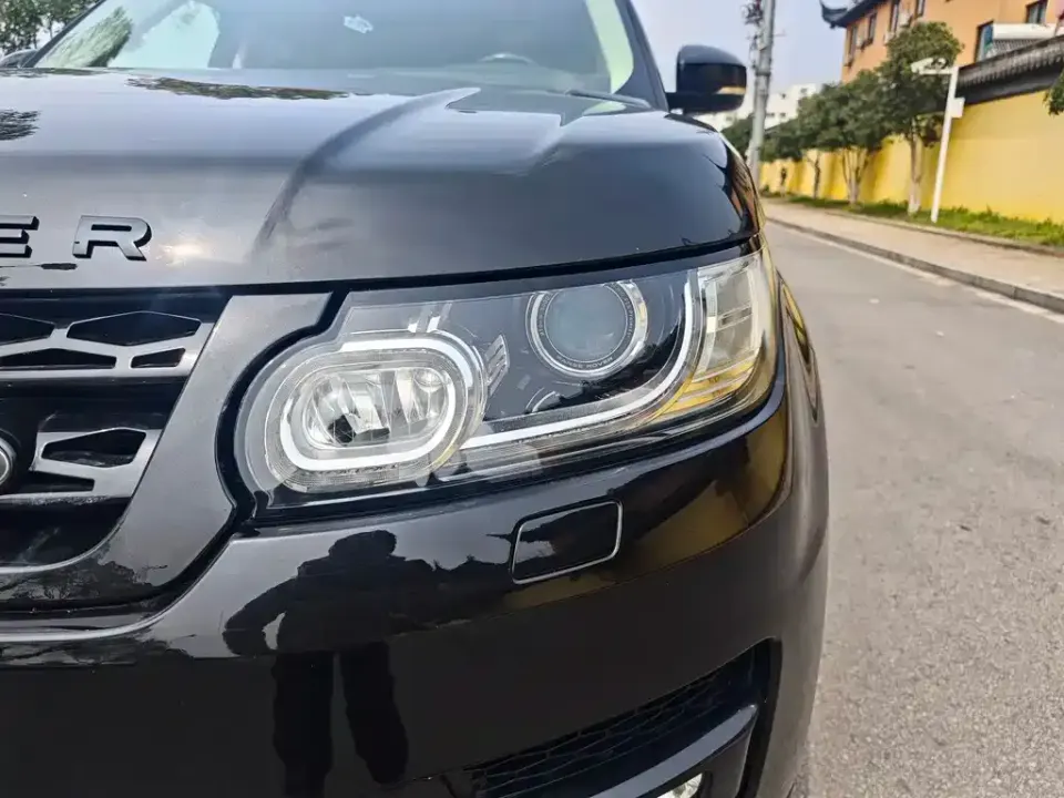 Land Rover Sport