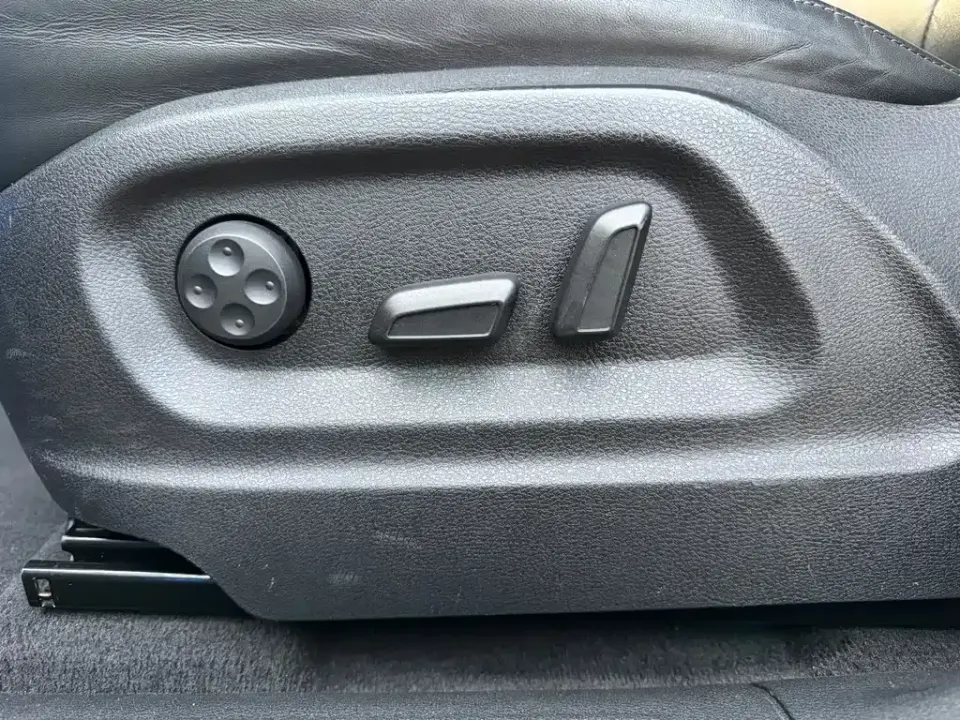 Audi Q5 (Import)