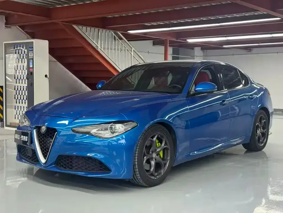 Alfa Romeo Giulia