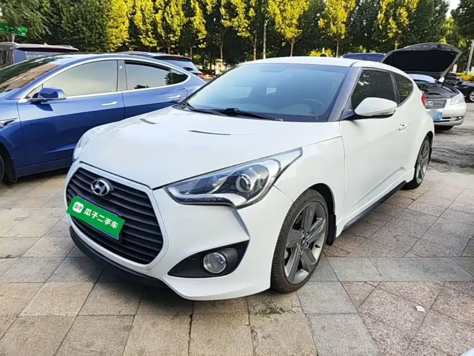 Hyundai Veloster