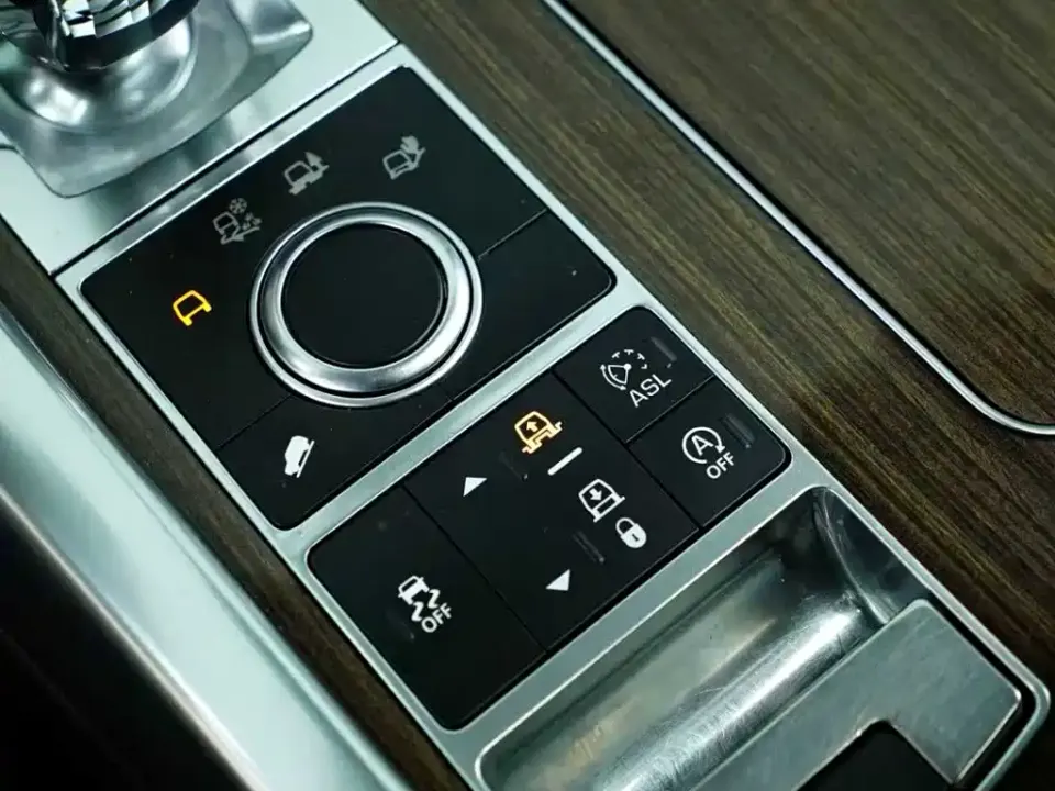 Land Rover Sport