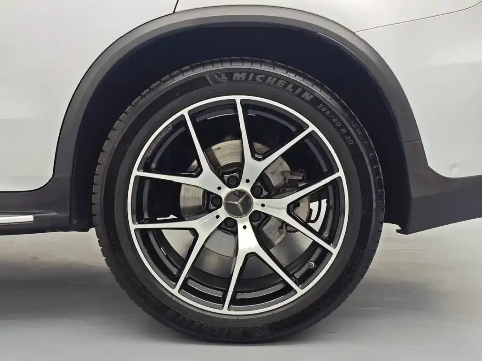 Mercedes-Benz GLC AMG