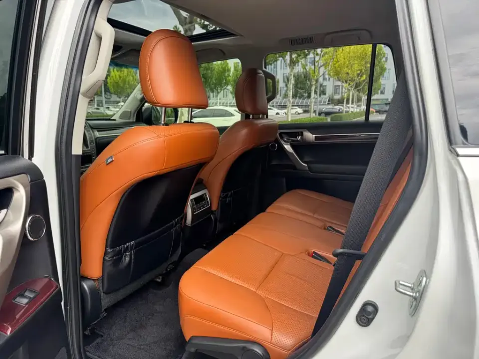 Lexus GX