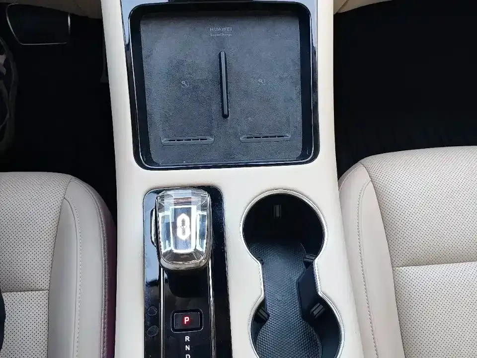 AITO AITO M5
