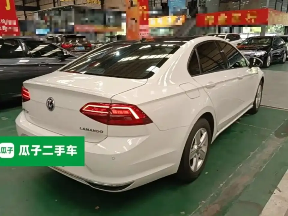 Volkswagen Lamando