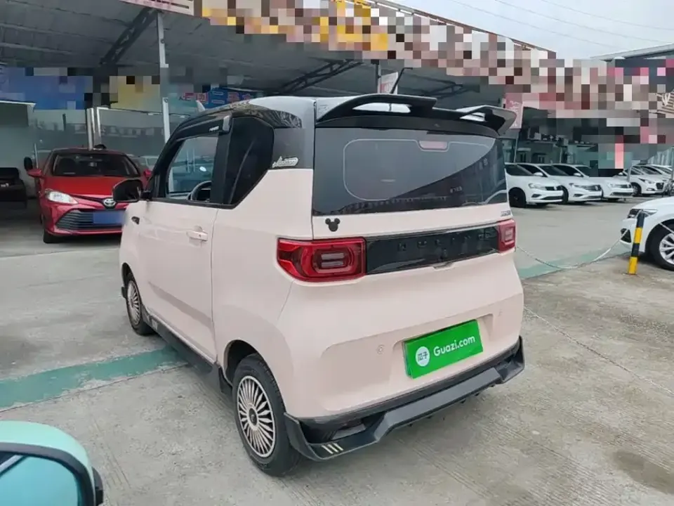 Wuling MINIEV