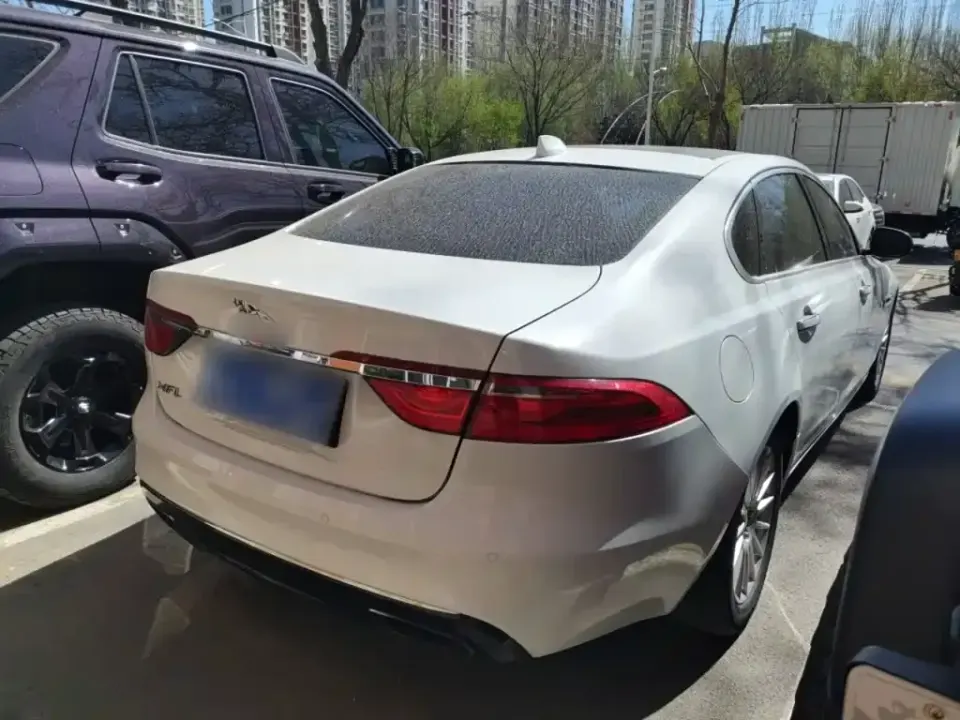 Jaguar XFL