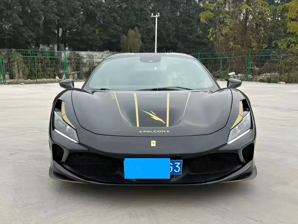 Ferrari F8