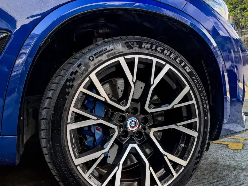 BMW X5 M
