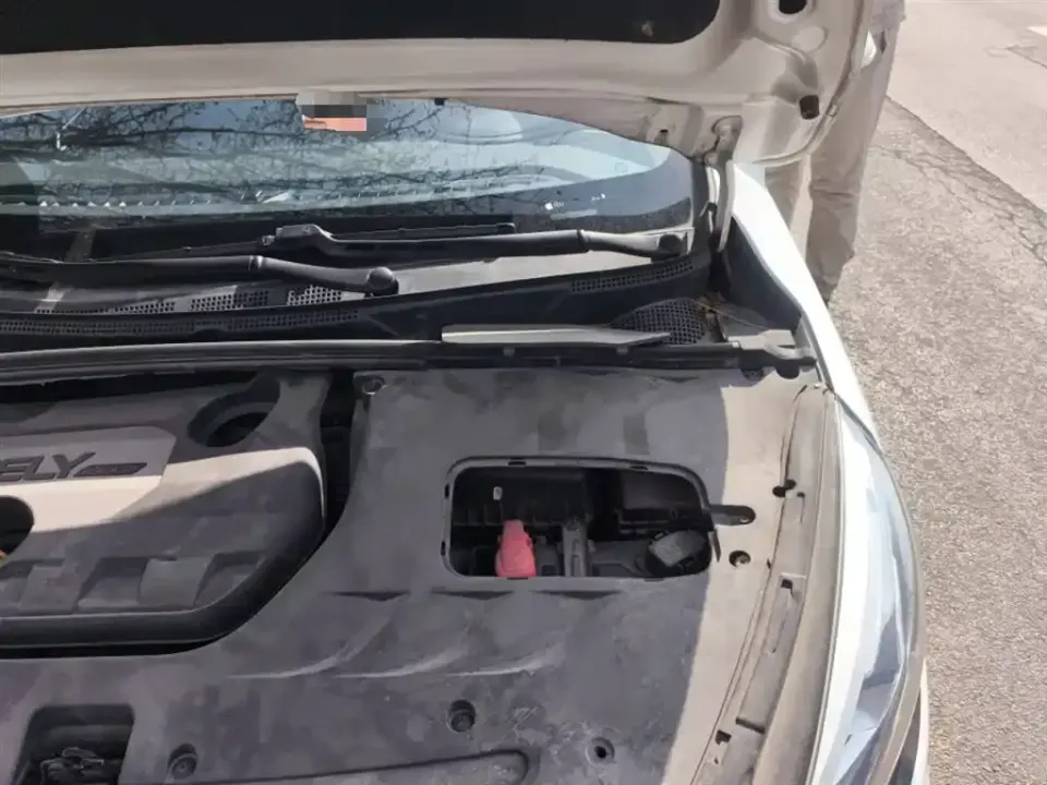 Geely Emgrand GS
