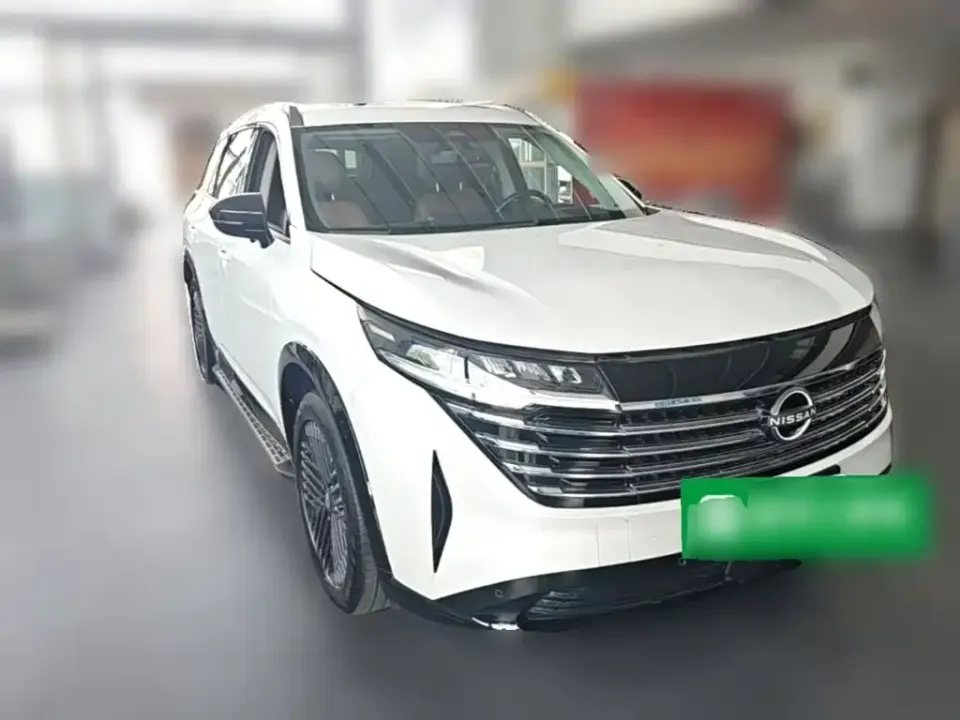 Nissan Teramont