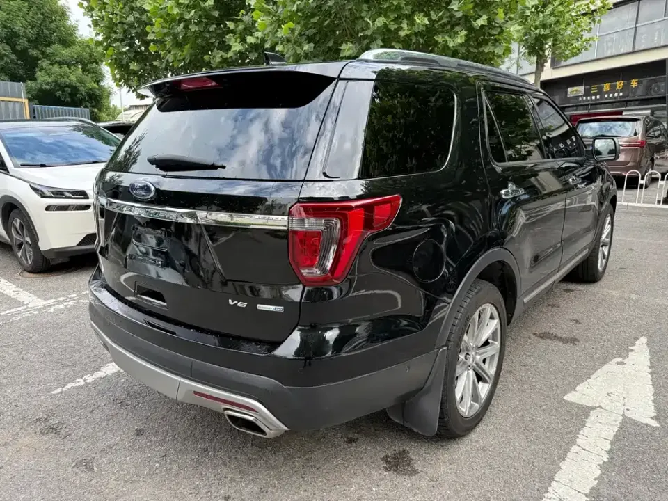 Ford Explorer (Import)