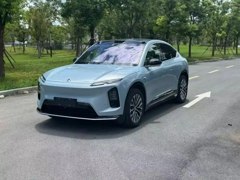 Nio EC6