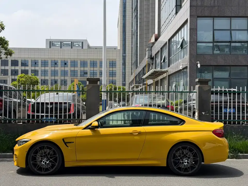 BMW M4