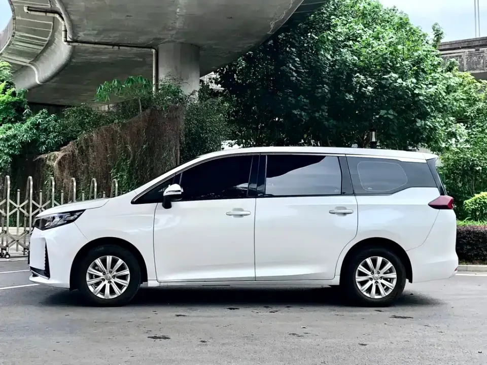 GAC Trumpchi M6