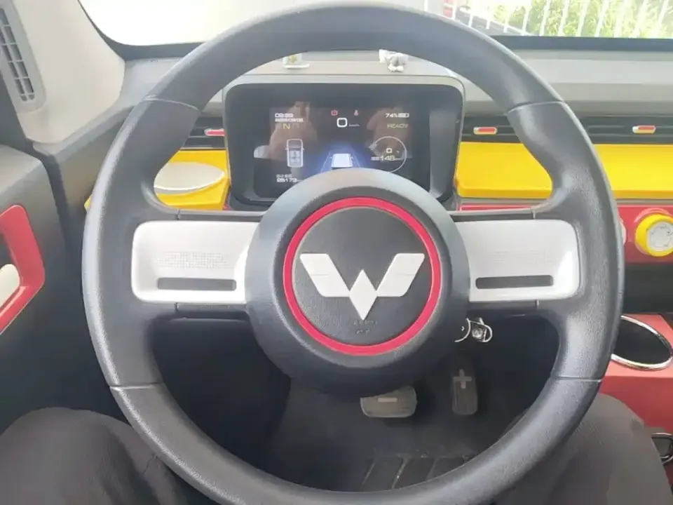 Wuling MINIEV