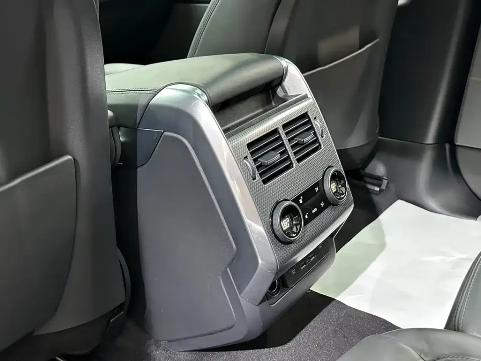 Land Rover Sport