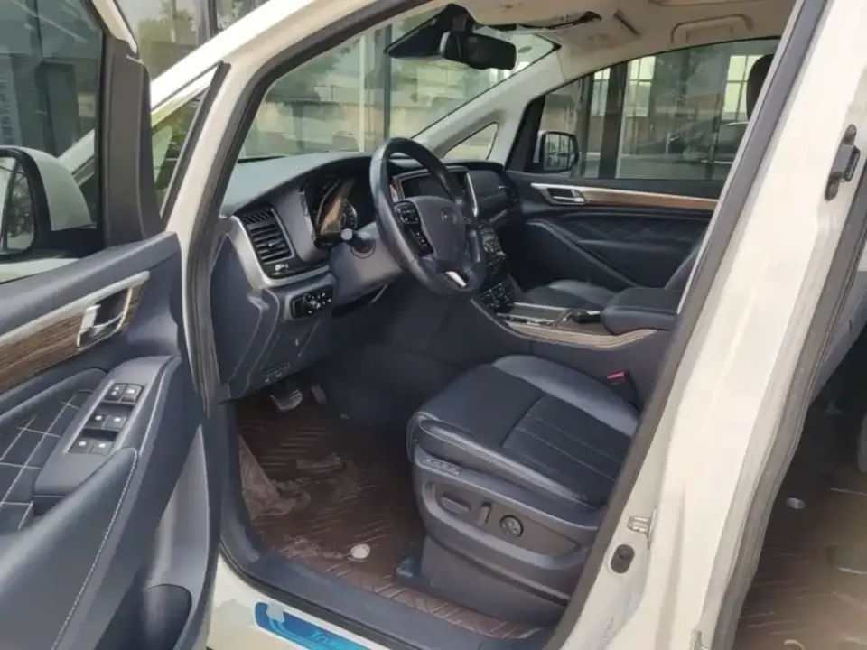 GAC Trumpchi M8