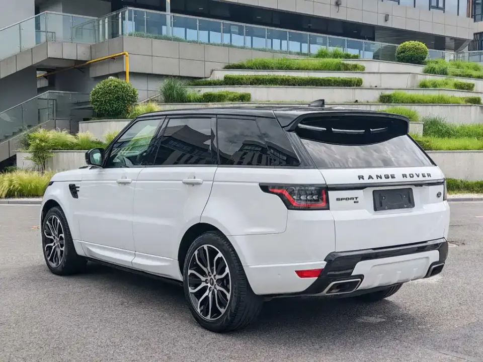 Land Rover Sport