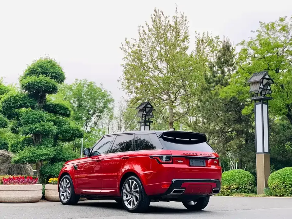 Land Rover Sport