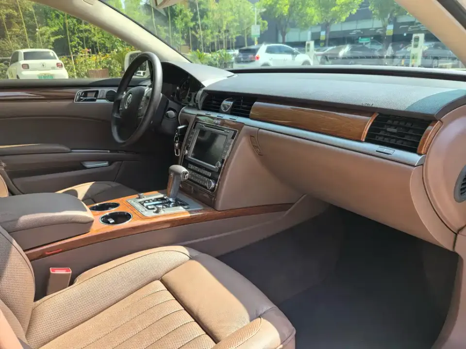 Volkswagen Phaeton