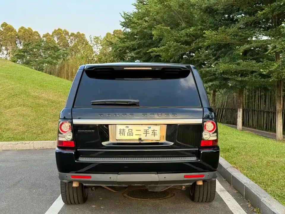 Land Rover Sport
