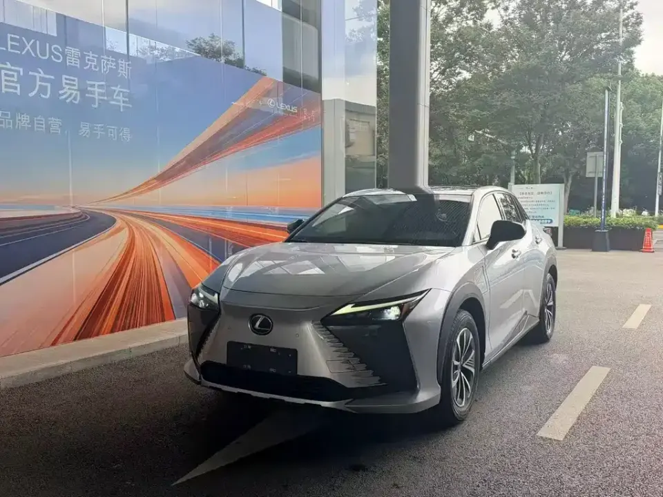Lexus RZ