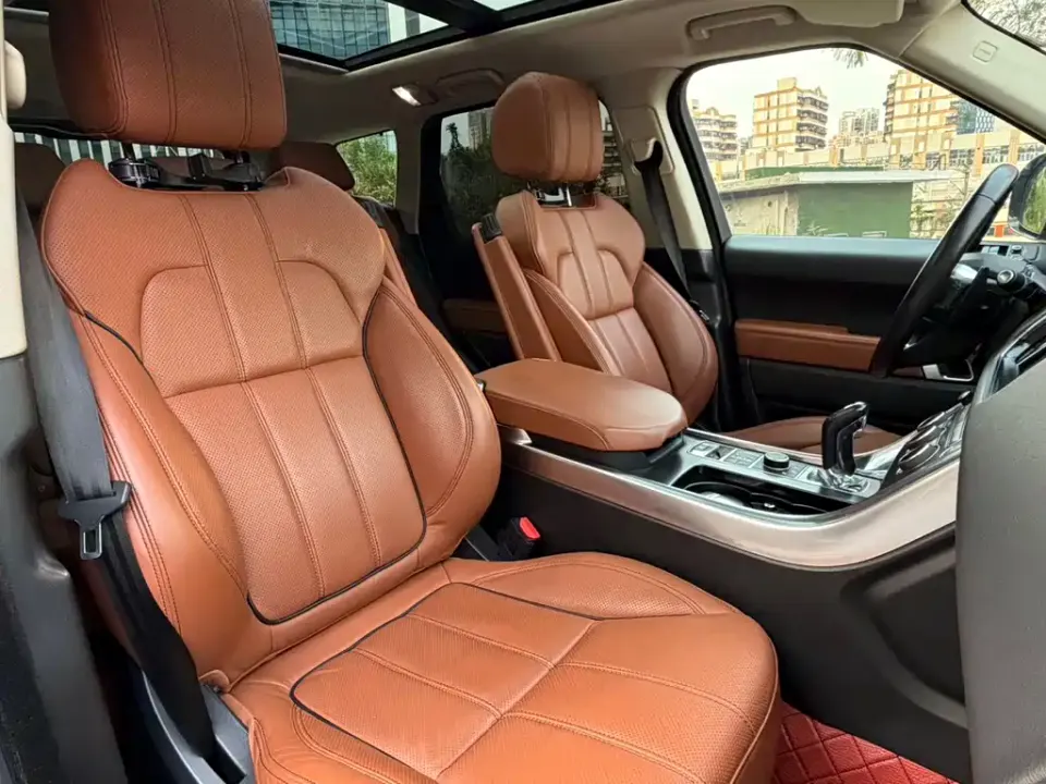 Land Rover Sport