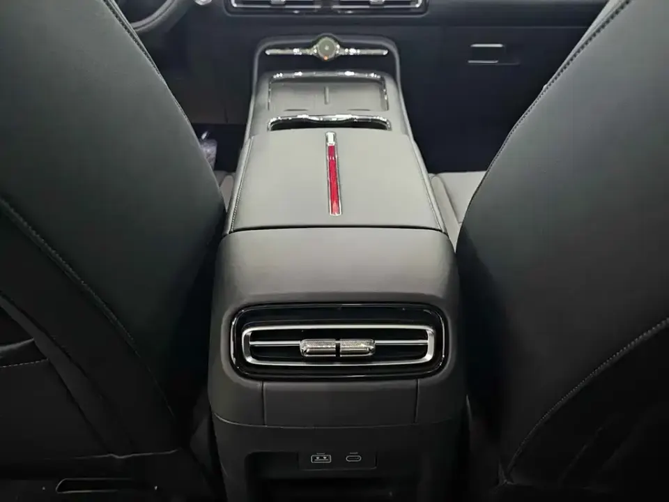 Hongqi Hongqi HS5