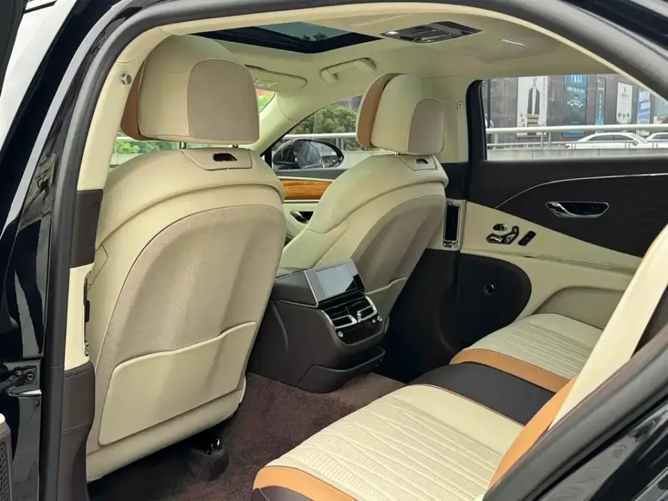 Bentley Flying Spur PHEV