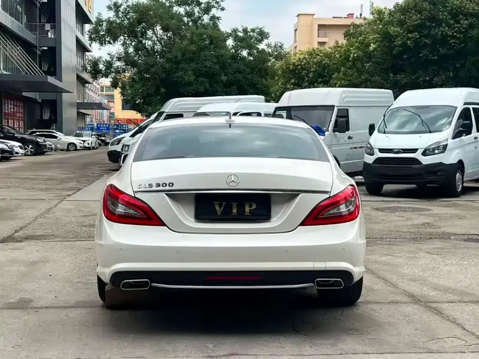 Mercedes-Benz CLS