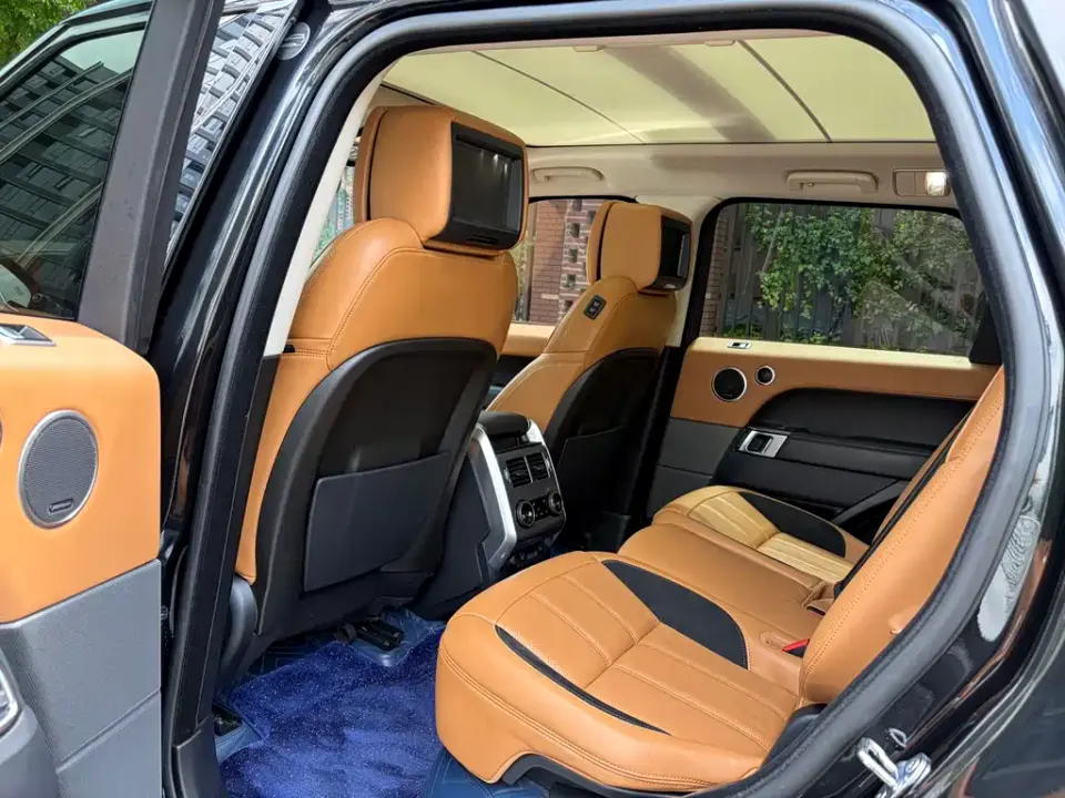 Land Rover Sport