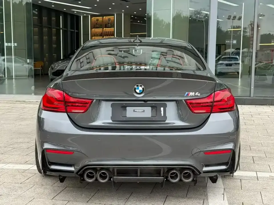 BMW M4