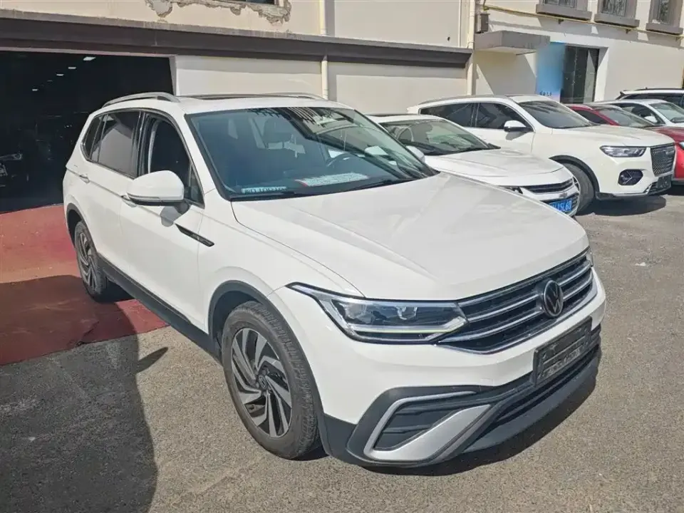 Volkswagen Tiguan L