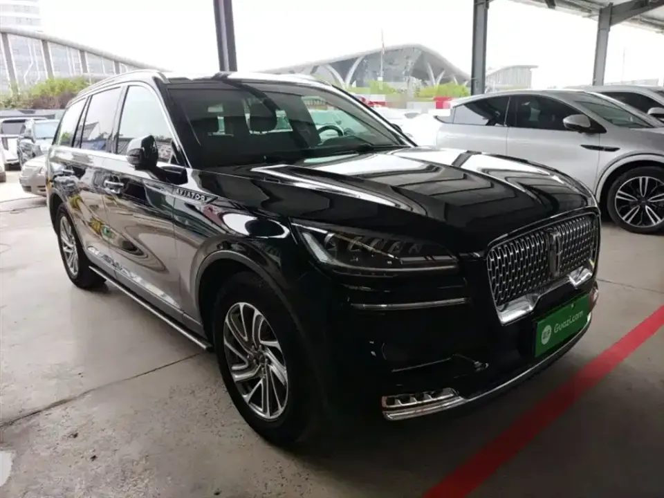 Lincoln Aviator