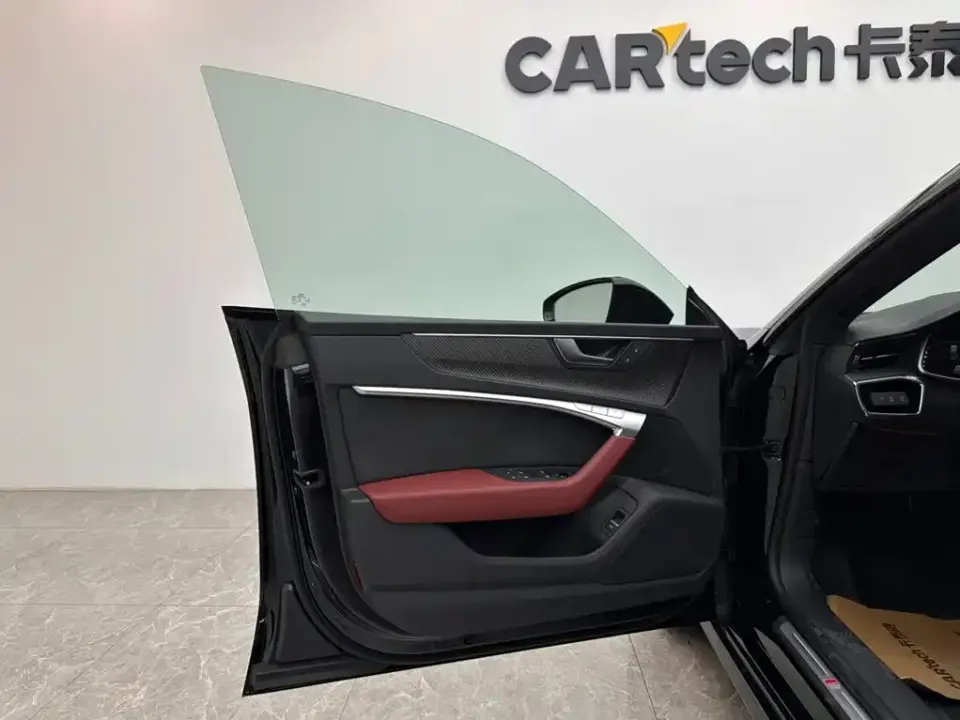 Audi A7L