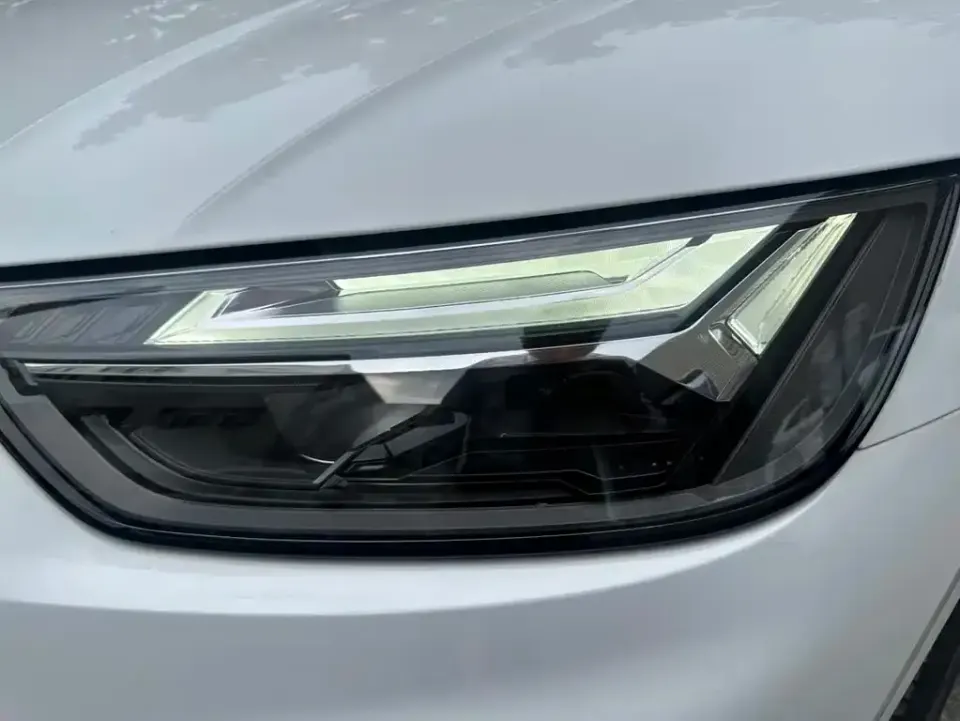 Audi Q5L Sportback