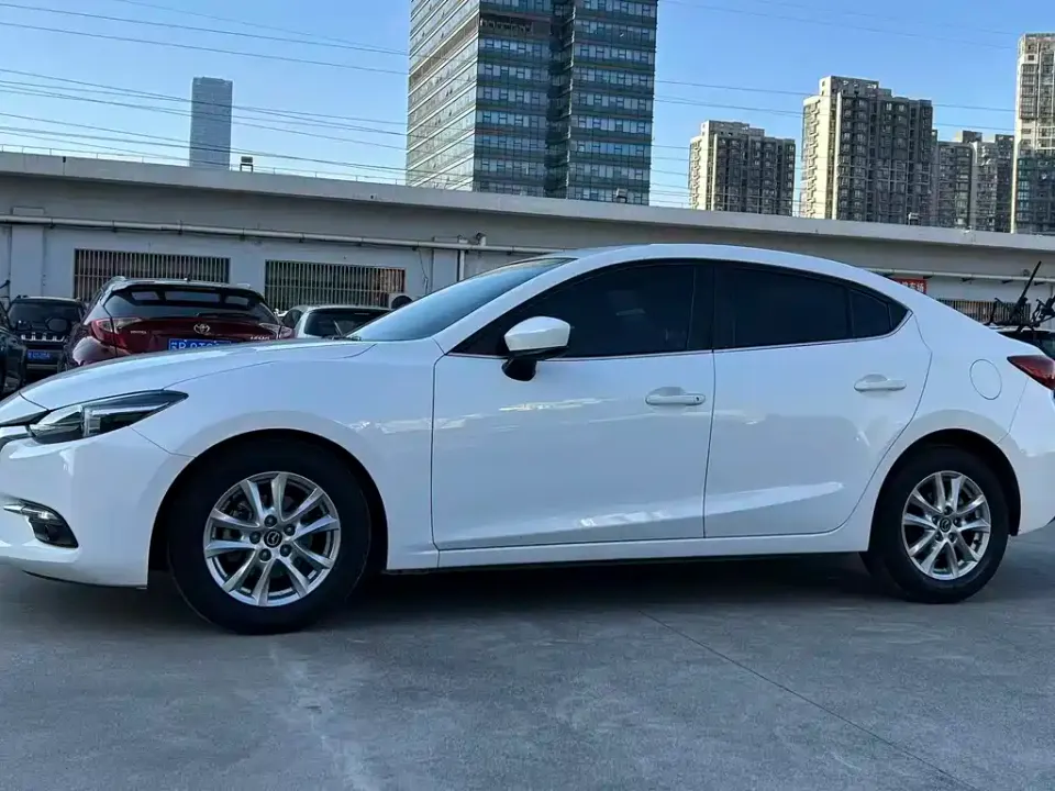 Mazda 3 Axela