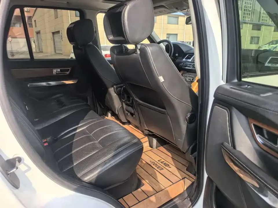 Land Rover Sport