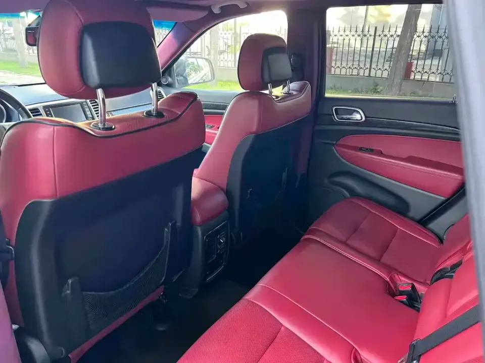 Jeep Grand Cherokee (Import)