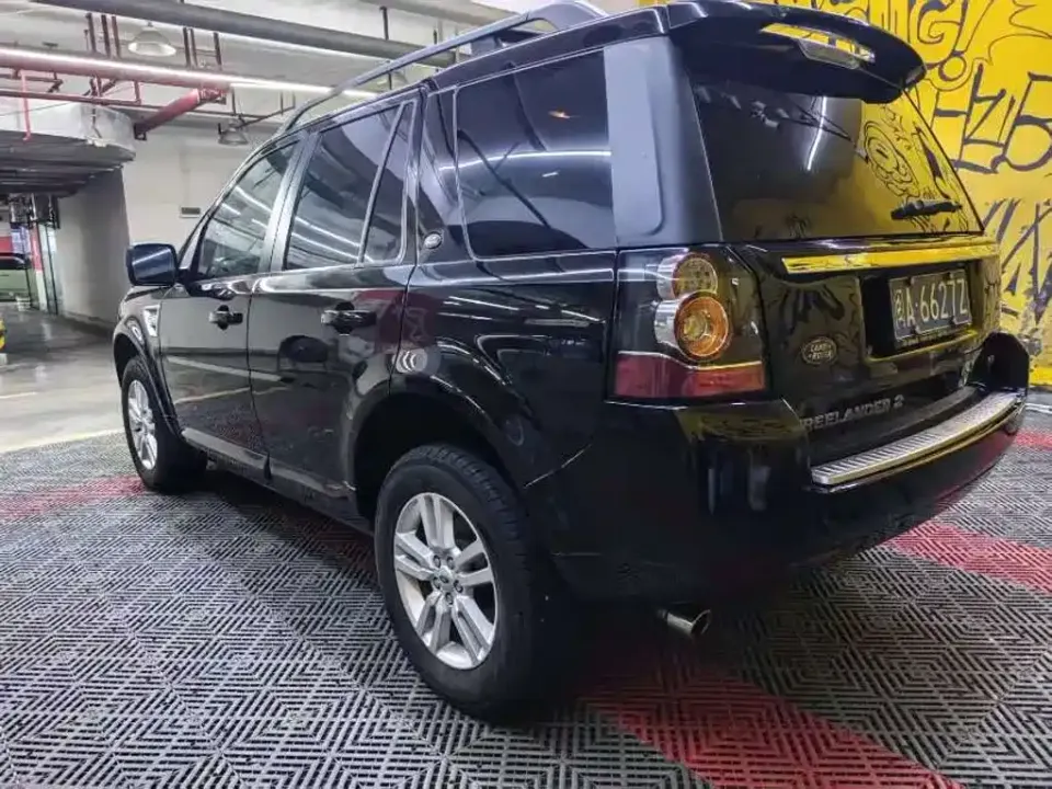Land Rover Freelander 2